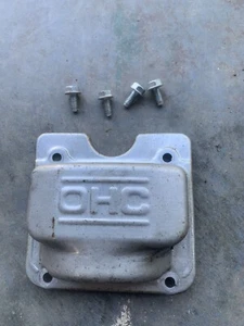 Honda GCV 160 5.5 OEM Valve Cover With Bolts - Picture 1 of 2