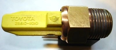 1987-1990 TOYOTA TERCEL OEM PORTED VACUUM SWITCH BIMETAL SENSOR 25810-11010 - Image 1 of 4