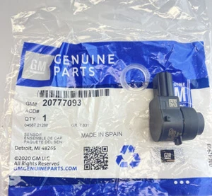 GM Parking Backup Back Up Reverse Distance-Sensor (OEM) # 20777093 - Picture 1 of 3