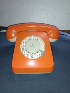 Téléphone orange vintage , téléphone manuel a cadran ,téléphone fixe - Zdjęcie 1 z 12