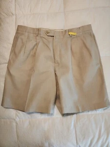 Daniel Cremieux Shorts Taille 40 beige 100 % Baumwolle, Schrittlänge 8,5 Plissee vorne - Bild 1 von 10