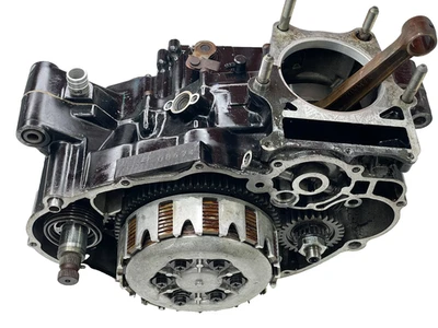 Yamaha XT500 1976 OEM extremo inferior motor XT 500 TT estuches transmisión embrague 1E6 Foto 1 de 4