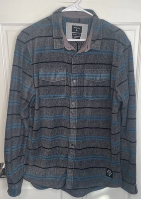 Quicksilver Men's Relaxed Fit Button Down Fleece Work Shirt Sz L Winter Barn - Image 1 of 4
