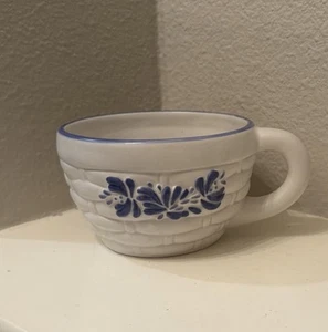 Pfaltzgraff Yorktown Nest Stoneware Mug - Picture 1 of 6