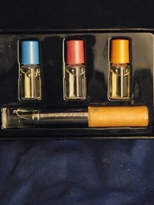 Kit dúo de fragancia y brillo de labios Mary Kay Simply Chic 4 piezas .1 fl. oz .16 fl. oz - Imagen 1 de 4