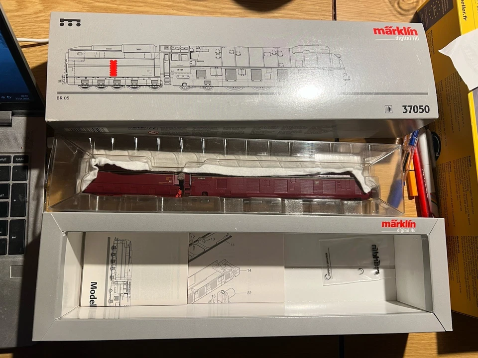 Märklin 37050 Stromliniendampflok DRG, Digital - Bild 1 von 1