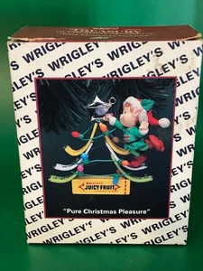 Enesco Decorazione Natalizia 1994 Wrigley's Pure Christmas Pleasure Gum NUOVO in scatola - Foto 1 di 4