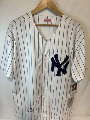 Camiseta deportiva Mitchell and Ness auténtica talla 54 a rayas de los Yankees Babe Ruth #3 nueva con etiquetas  Foto 1 de 4