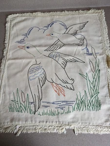 Vintage Flight Of Country Ducks Cattails Embroidered Accent Pillow Cover Read - Picture 1 of 8