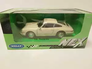 Welly Porsche 911 901 Coup� cream 1964 1/24 24087CR - Foto 1 di 2