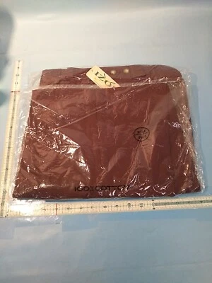 Izod Saltwater Chino Pants Mens Size 34x34 Maroon Flat Front Straight New - Image 1 of 4