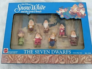 Mattel Walt Disney's Seven Dwarfs Minnie toy Set Mint Condition!!! 1992 - Picture 1 of 5