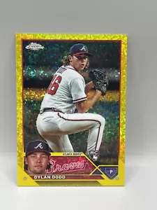 2023 Topps Chrome Update Dylan Dodd Rookie Yellow Diamond Refractor /75 Braves - Picture 1 of 2