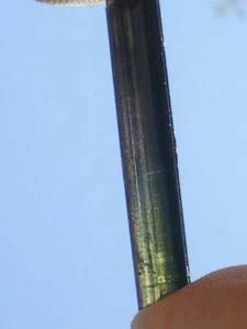 WOW!! LEUCHTENDER NATÜRLICHER TIEFGRÜNER WALDTURMALIN KRISTALL (Brasilien) 11 kt!!! - Bild 1 von 1