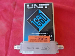 UNIT Model UFC-1660 mass flow controller 9 21 4e - Picture 1 of 5