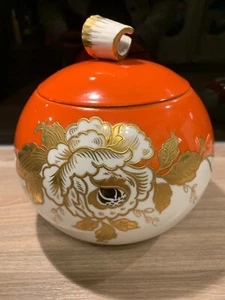Alte Schaubach Kunst Bonboniere Deckeldose Porzellandose Blume, orange weiß gold - Bild 1 von 7