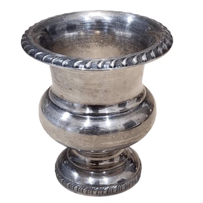 "Antiguo jarrón pequeño Sheffield Silver Co EPC 298 Challis 3 3/8"" de alto" Foto 1 de 4