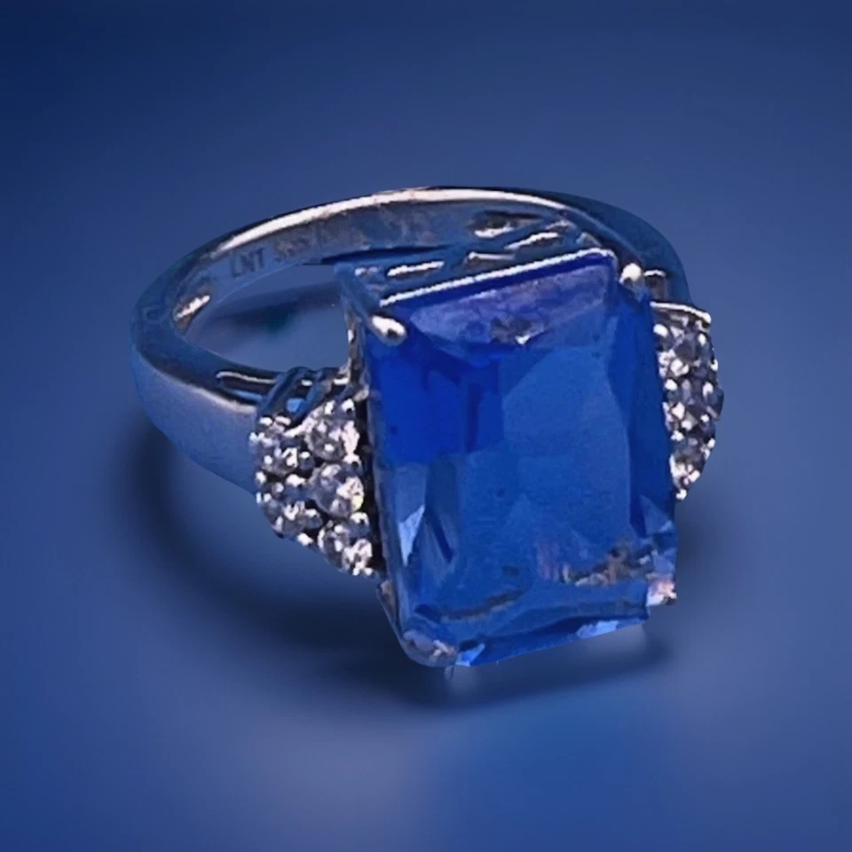 Anel de prata esterlina maciça 925 topázio azul suíço corte esmeralda 4 quilates tamanho 5,75 - Imagem 1 de 4