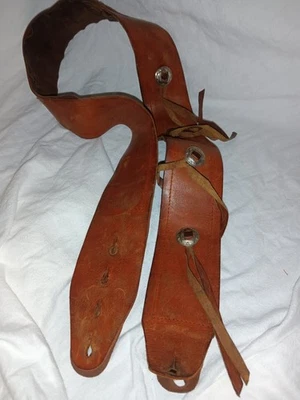ANTIGUO CUERO MARRÓN, 4 Concho con flecos western? Cinturón Hippy de Cadera 49"" L (LEER) Foto 1 de 4