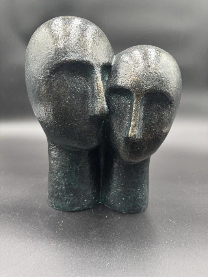 Escultura de cabeza de pareja de resina polivinílica Gaubert Foto 1 de 4