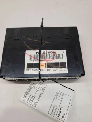 12-14 CADILLAC ESCALADE Body Control Module BCM Under Steering Column 22846364 - Image 1 of 4