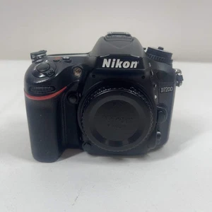 Nikon D7200 20.9 Digital SLR DSLR Camera - Picture 1 of 8