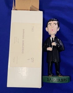 vintage Dark Shadows Barnabas (Vampire) BOBBLEHEAD FIGURE NIB 8" 2003 Dan Curtis - Picture 1 of 2