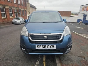 PEUGEOT PARTNER TEPEE HORIZON 1.6 HDI 2018 EURO 6 WHEELCHAIR ACCESS CAB DIRECT - Picture 1 of 16