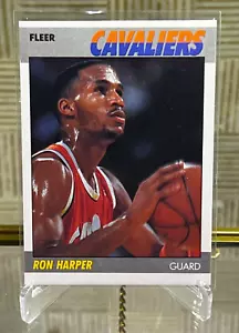 1987-88 Fleer Ron Harper Rookie RC #49 Cavaliers - Picture 1 of 2