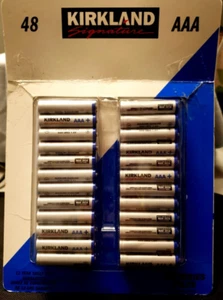 Pilas alcalinas Kirkland Signature AAA Plus, 48 unidades - Imagen 1 de 2