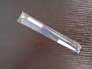 BARE ESCENTUALS bare Minerals * HEAVENLY EYESHADOW BUFFING BRUSH * $16 New Seald - Picture 1 of 5
