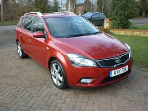 Kia ceed 3 1.6TD estate ( 113bhp ) 2011MY - Picture 1 of 12