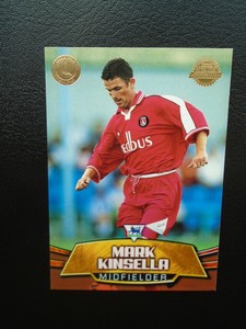 Topps Premier Gold 2002 Mark Kinsella CA3 Charlton Athletic Card