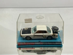 MEBETOYS A63 BMW 2800 CS ALPINA RALLY #24 -WHITE 1:43- GOOD IN SHOWCASE - 545 - Picture 1 of 12