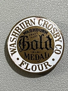 Prendedor vintage Washburn Crosby Gold Medal Harina Company - Imagen 1 de 8