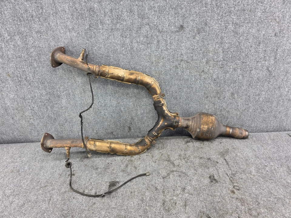 Silenciador convertidor de tubo de escape delantero Lexus LS430 2001-2006 OEM Foto 1 de 4