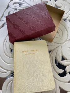 Vintage Book: Junior Gift World Bible white original box KJV pocket 1953 - Picture 1 of 18