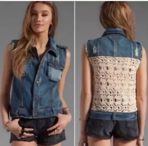 Free People Gr. S Boho Blue Jeans Distressed Crocheted Denim Weste - Bild 1 von 11