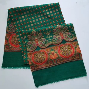 Vintage 60s Men's Green Fringed Paisley Geometric Patterned Scarf (522E) - Picture 1 of 3