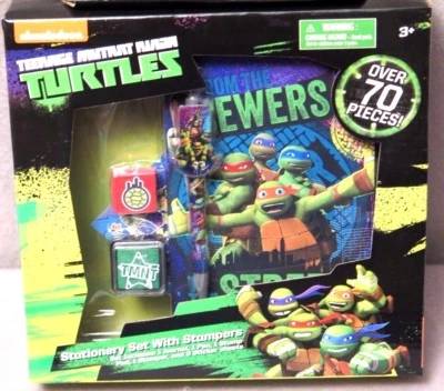 JUEGO TORTUGA NINJA MUTANTE ADOLESCENTE CON ESTAMPADORES GRAN RELLENO DE MEDIAS NUEVO EN CAJA  Foto 1 de 2
