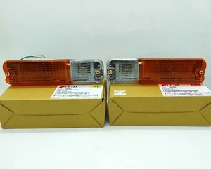 FRONT BUMPER TURN SIGNAL INDICATOR LAMPS DAIHATSU TAFT F70 ROCKY FEROZA FOURTRAK - Picture 1 of 6