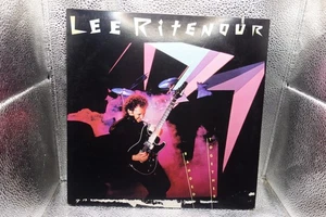 LEE RITENOUR - BANDED TOGETHER LP 1984 (ELEKTRA) 9 60358-1 STEREO - Foto 1 di 5