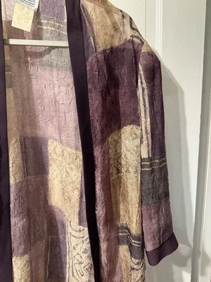 Jaqueta transparente feminina R&M Richards roxa bege blocos florais 18 - Imagem 1 de 4