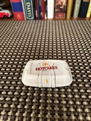 复古 1990 年麦当劳可变恐龙热蛋糕翼龙变压器玩具 — 第 1/3 张图片