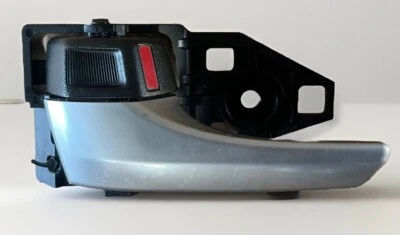 Manija de puerta interior conductor 69206-06091 Toyota Camry 2017 2016 2015 2014 2013 2012 Foto 1 de 4