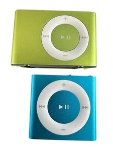 iPod Shuffle A1204 - 1GB Green And IPod Shuffle A1373 Blue Great Quality - Picture 1 of 4