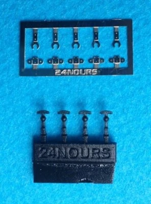 Accessori 1/24 FERMACOFANO in GOMMA (TIPO ABARTH) Renaissance 24NOURS2 - Immagine 1 di 2