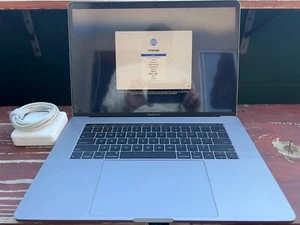 Apple MacBook Pro 2019 Space Gray 15" Touch Bar 256GB SSD 16GB RAM 2.6GHz i7 - Picture 1 of 6