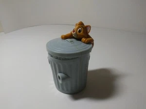 BESCHÄDIGT 1996 Oliver and Company Disney View Finder Mülleimer Burger King Spielzeug - Bild 1 von 10