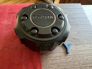 #Y  (1) +RARE+ 86-96 Toyota 4Runner T100  logo  Center Cap - Picture 1 of 15